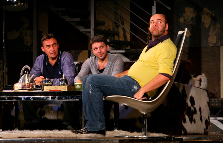 Разговоры мужчин среднего возраста